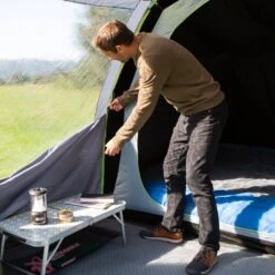 Coleman Meadowood 4 Person Tent With Blackout Bedrooms 18 Coleman Meadowood 4 Person Tent With Blackout Bedrooms -Outdoor Camping Store go 409170 g