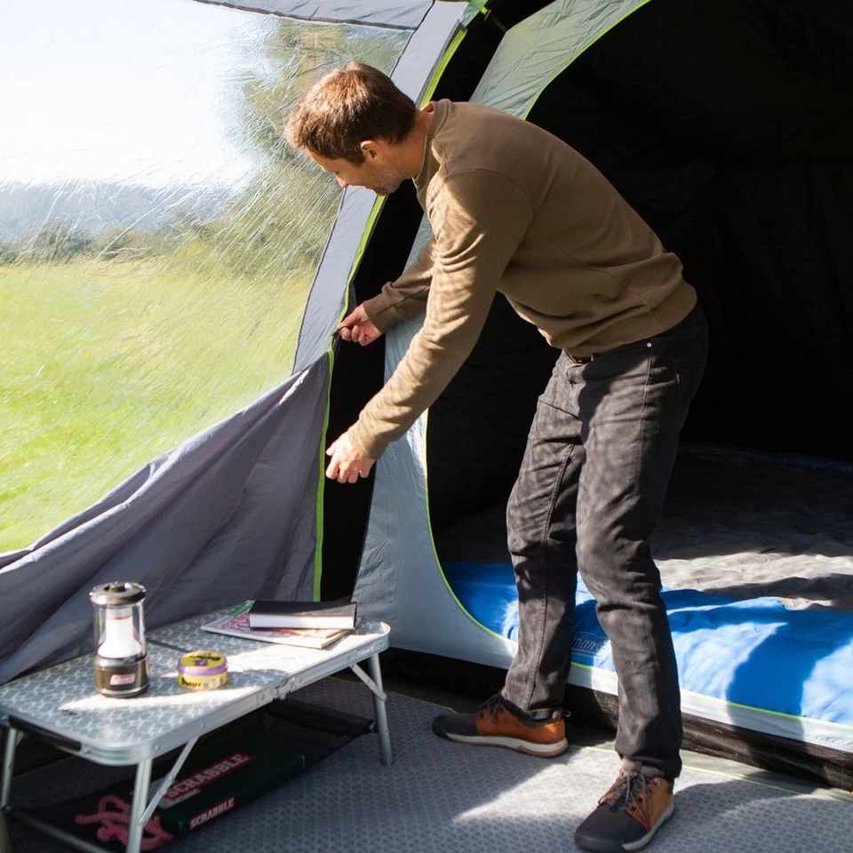 Coleman Meadowood 4 Person Tent With Blackout Bedrooms 9 Coleman Meadowood 4 Person Tent With Blackout Bedrooms - Image 7